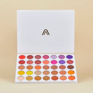 WhatsApp Image 2026-05-24 at 6.10.24 PM Paleta de Sombras Satinadas y Matte