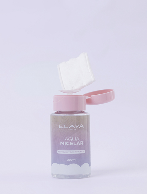 agua micelar & pomos de algodon