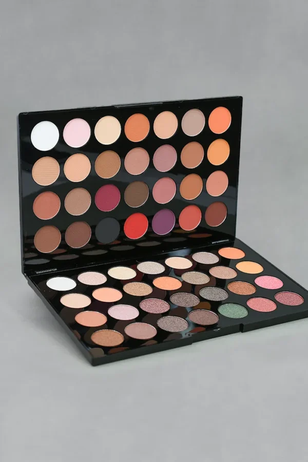 paleta de sombras x 56 tonos tierra