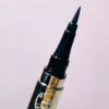 delineador en plumon blooming Noir